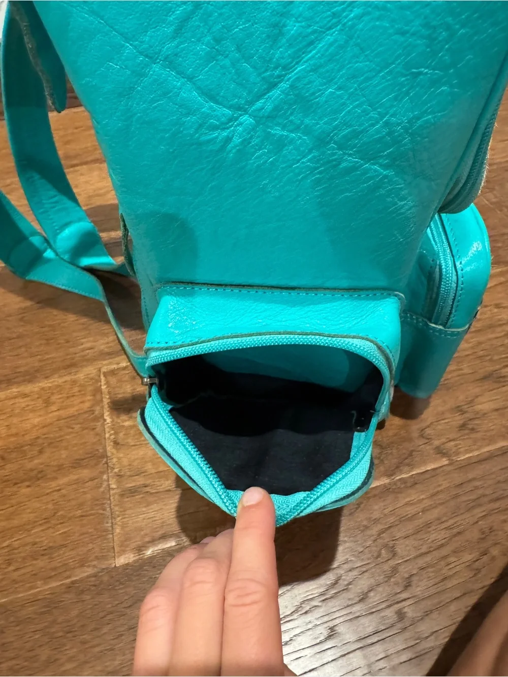 Western Linens Turquoise Cowhide Tooled Leather Backpack NWOT
